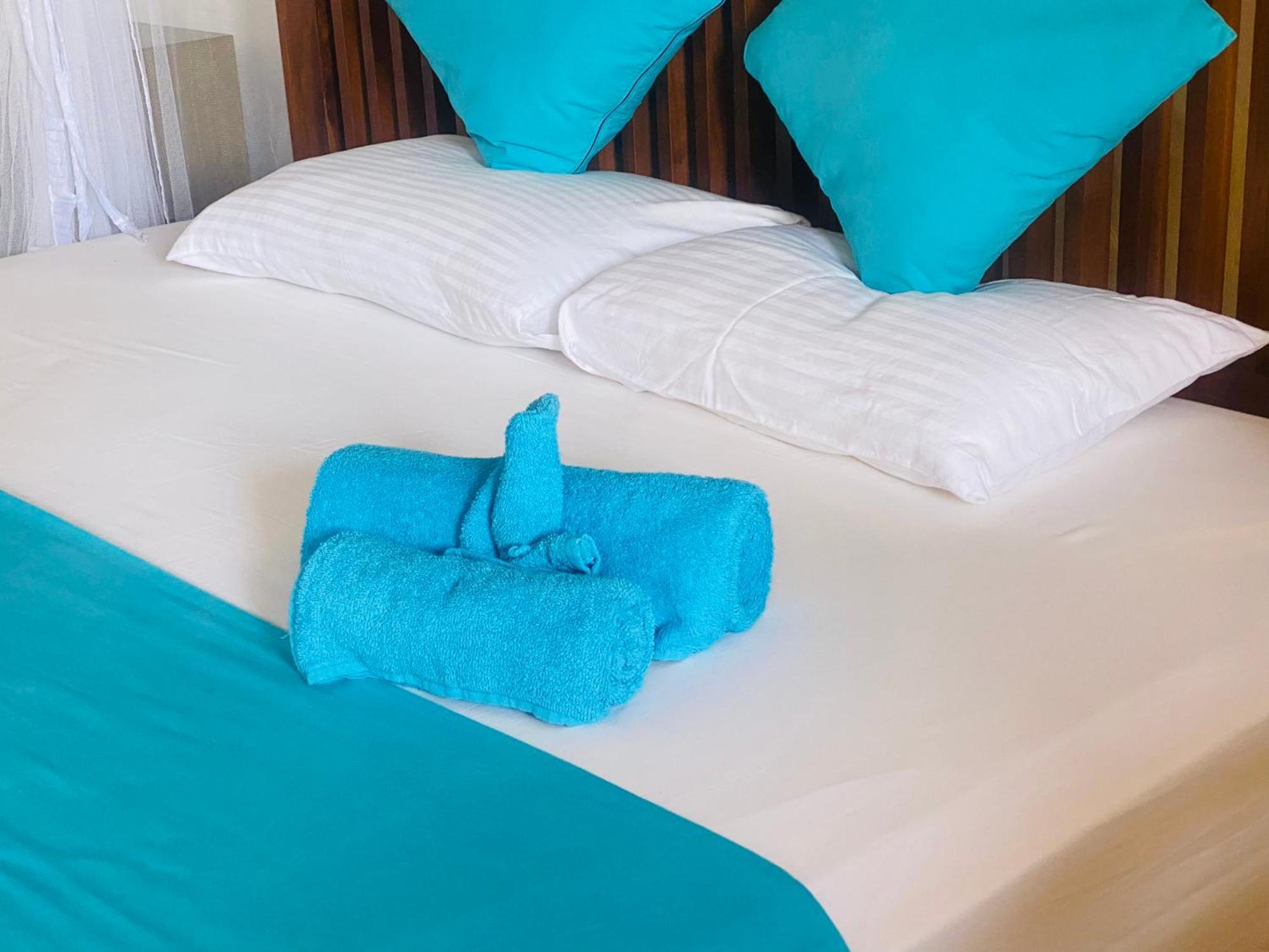 Villa Riverside Алутгама Екстериор снимка